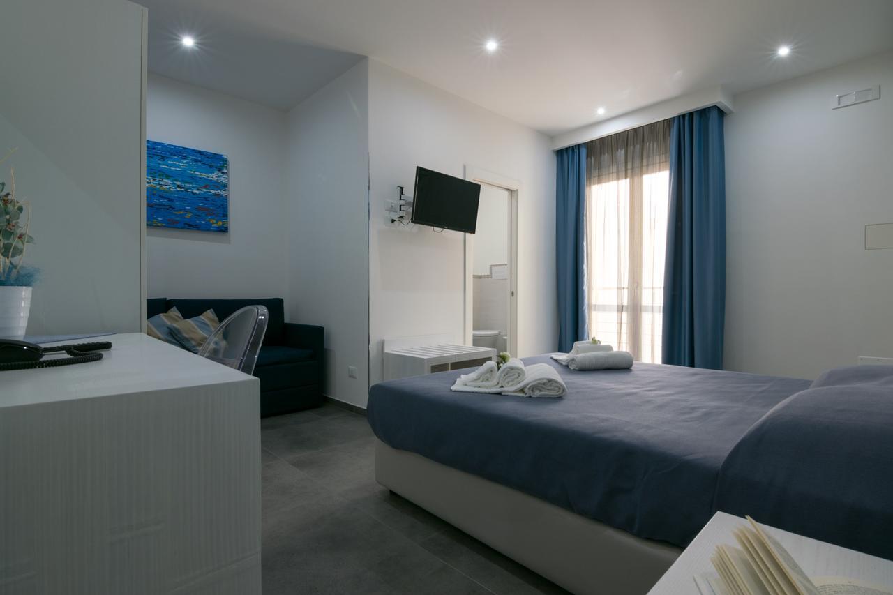 Hotel Pharos San Vito Lo Capo Exterior foto